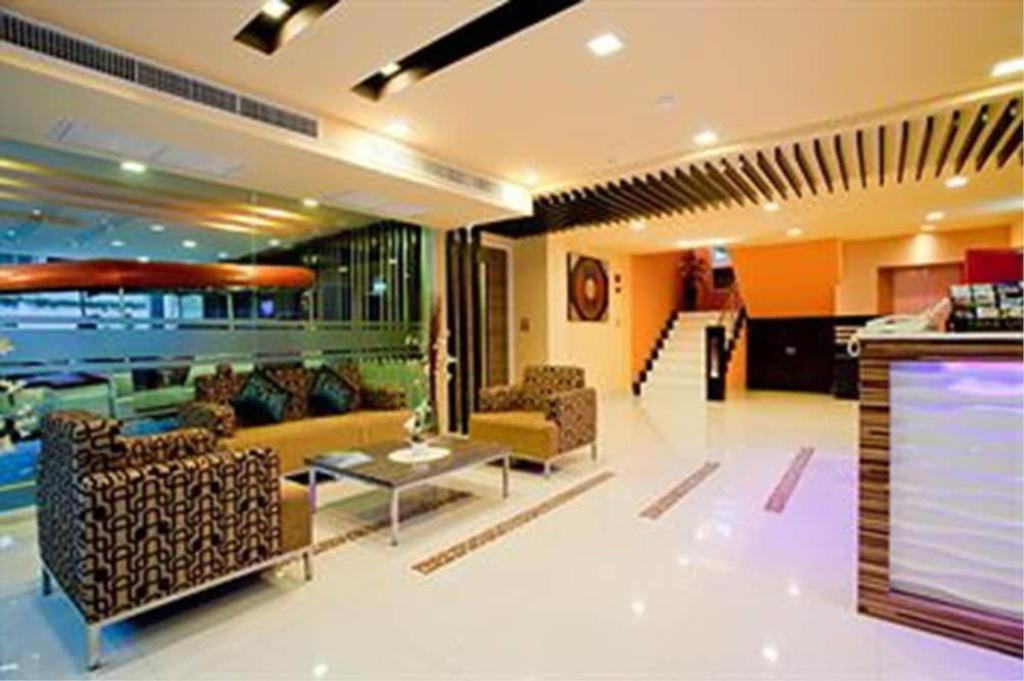 Icheck Residences Sukhumvit 20 Khách sạn