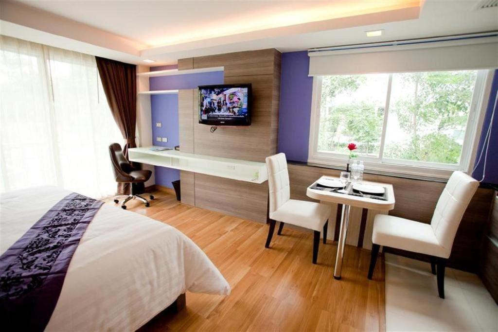 Icheck Residences Sukhumvit 20 Khách sạn 3*